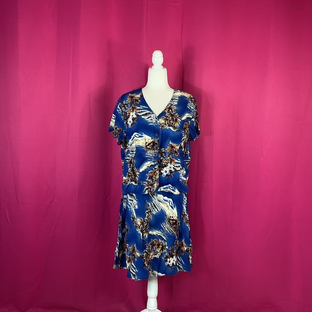 Hilo Hattie 2 piece Hawaiian blouse and dress‎ set in blue , size XL